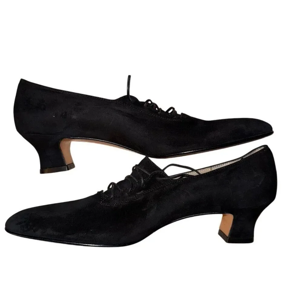 Salvatore Ferragamo Women's Vintage Size 8 Narrow‎ Black Suede Lace-Up Shoes